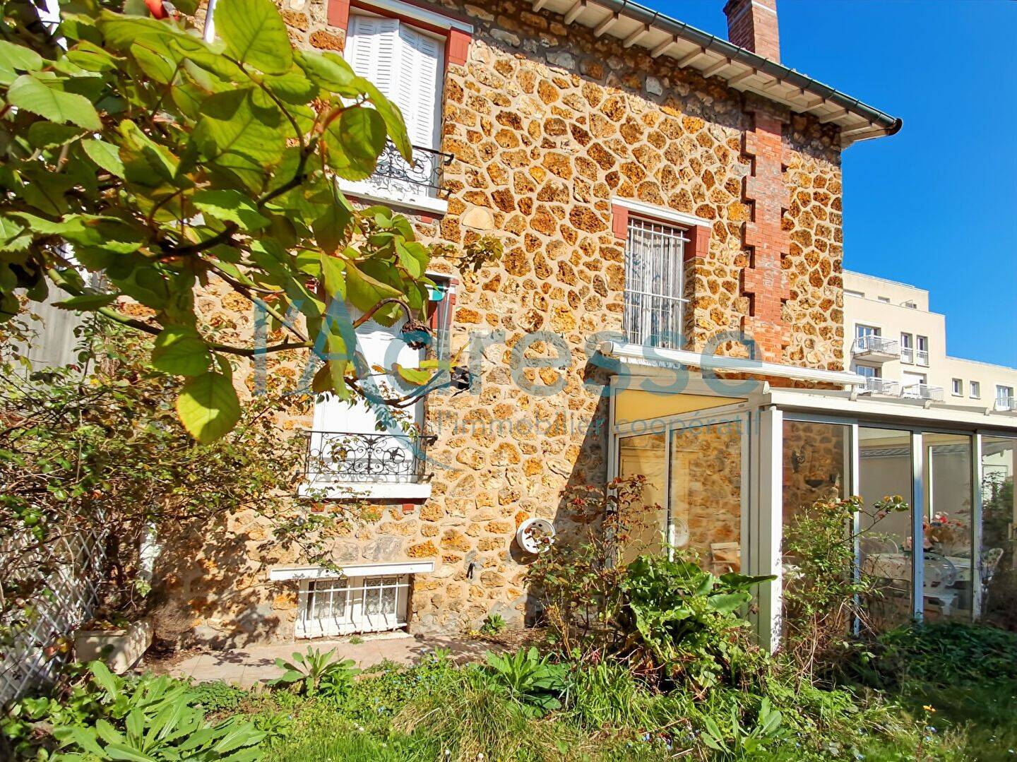 Maison à vendre, 80m², SURESNES