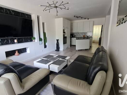 Appartement à vendre 270 000 € 4 pièces 3 chambres 98,12 m² Étage 1/10 Chaprais - Cras Besançon 25000
