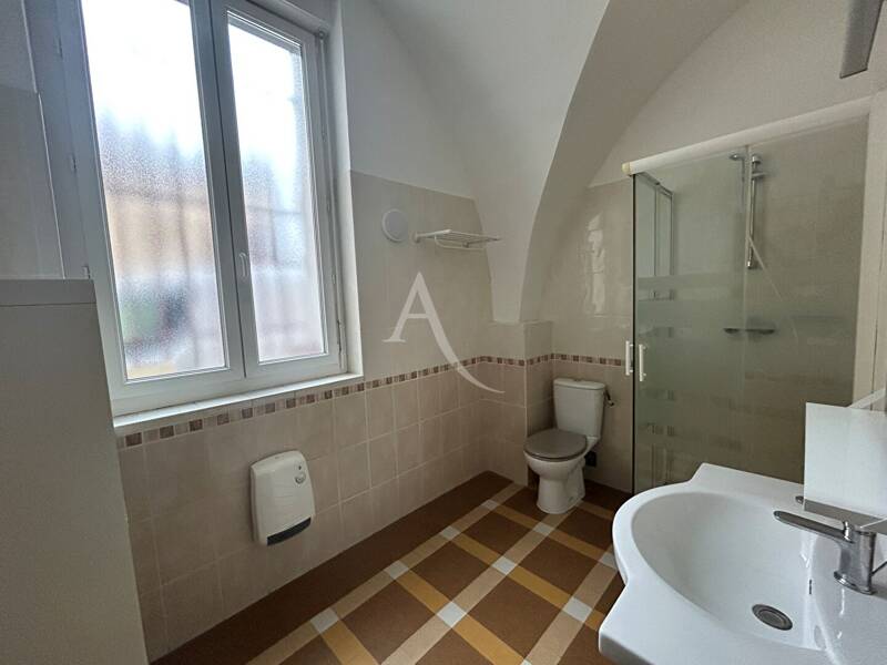 Maison à louer, 51m², BEZOUCE