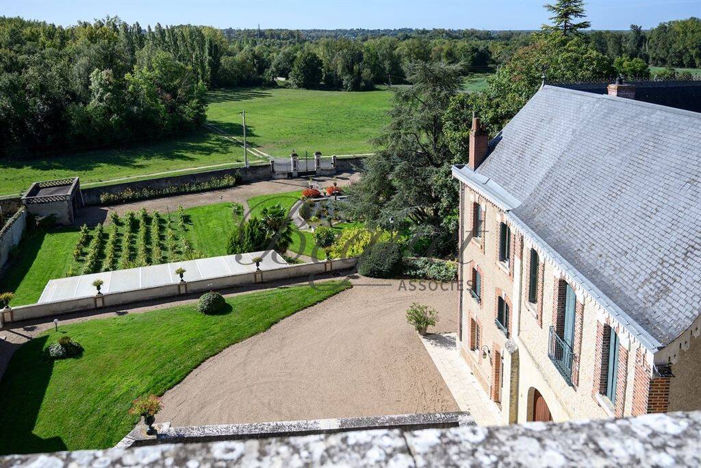 Maison à vendre, 500m², VERNOU SUR BRENNE