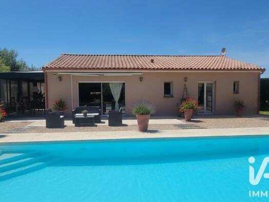 Maison de plain-pied à vendre 450 000 € 5 pièces 3 chambres 121 m² 1 000 m² de terrain Lapeyrouse-Fossat 31180
