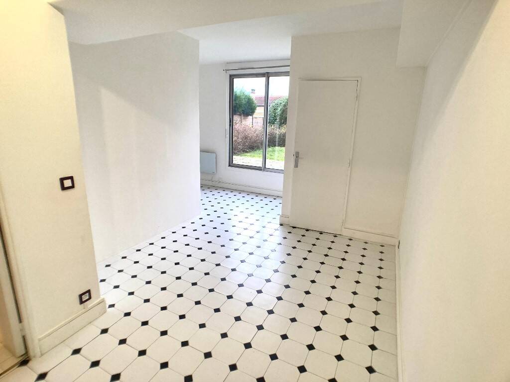 Maison à louer, 27m², VERSAILLES