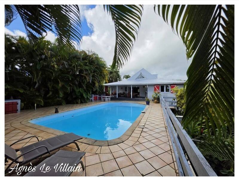 Maison à vendre, 151m², PETIT BOURG