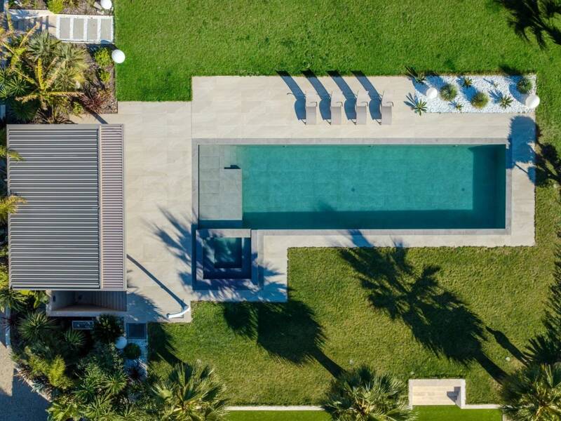 Maison à louer, 276m², ROQUEFORT LES PINS