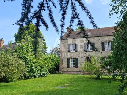 Maison à vendre 274 300 € 7 pièces 5 chambres 204,95 m² 5 040 m² de terrain Sées 61500