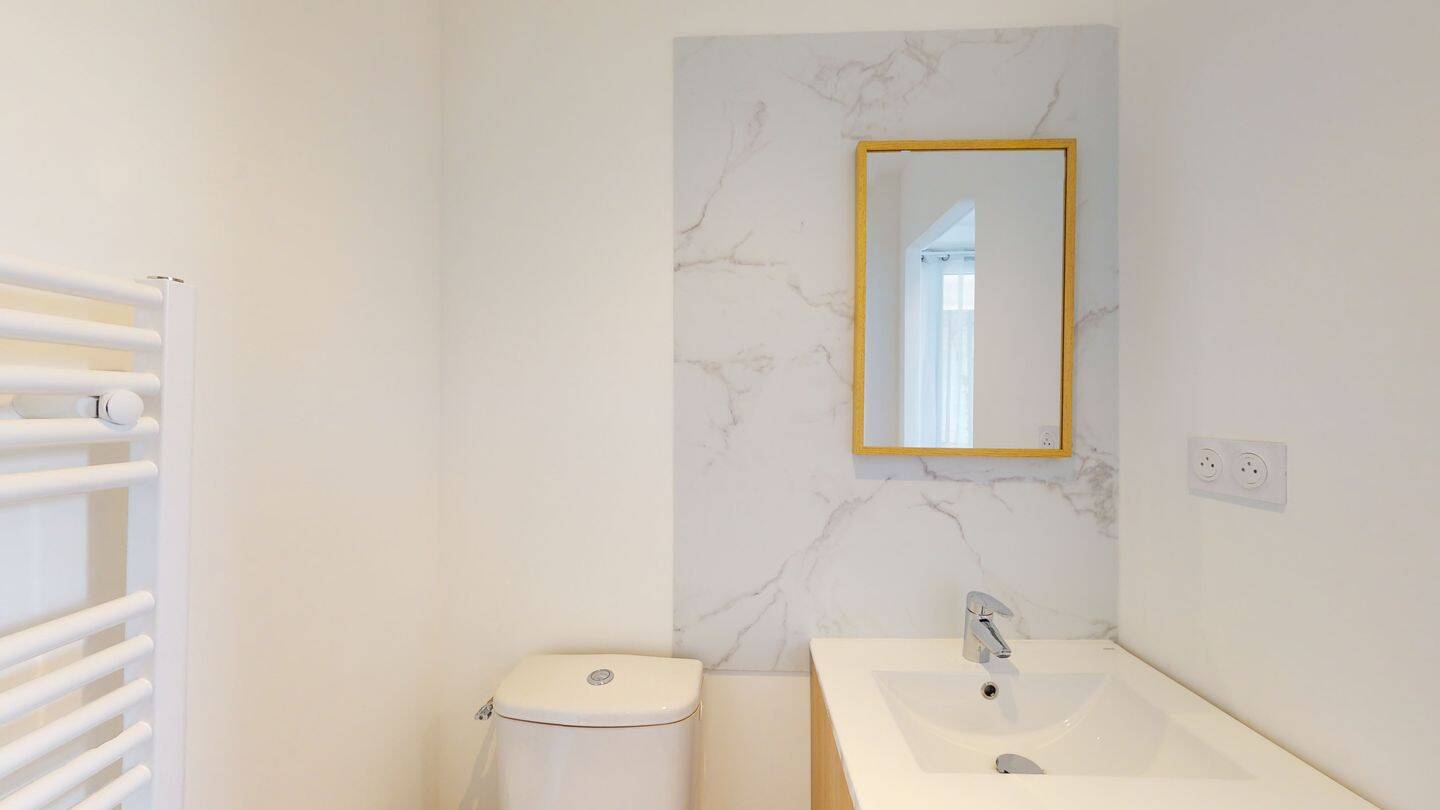 Maison 12 pièces — 16