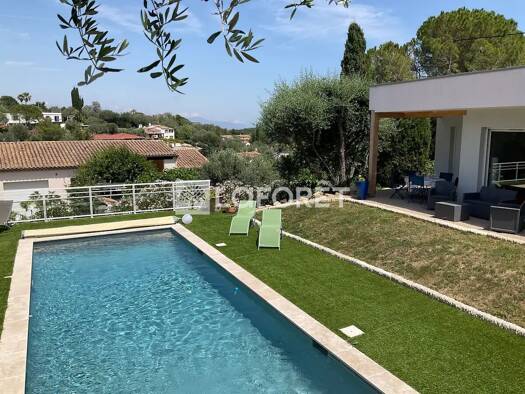 Maison à louer 2 550 € 4 pièces 3 chambres 80 m² 500 m² de terrain Ecarts Sud Valbonne 06560