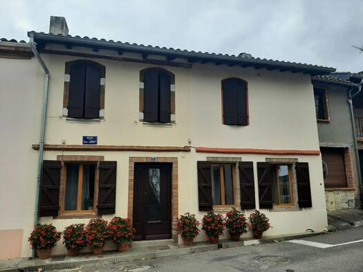 Maison à vendre 254 500 € 6 pièces 4 chambres 145 m² 273 m² de terrain Larrazet 82500