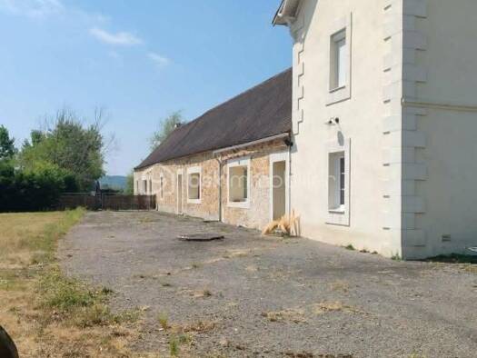 Demeure à vendre 467 500 € 10 pièces 7 chambres 300 m² Lamonzie-Saint-Martin 24680