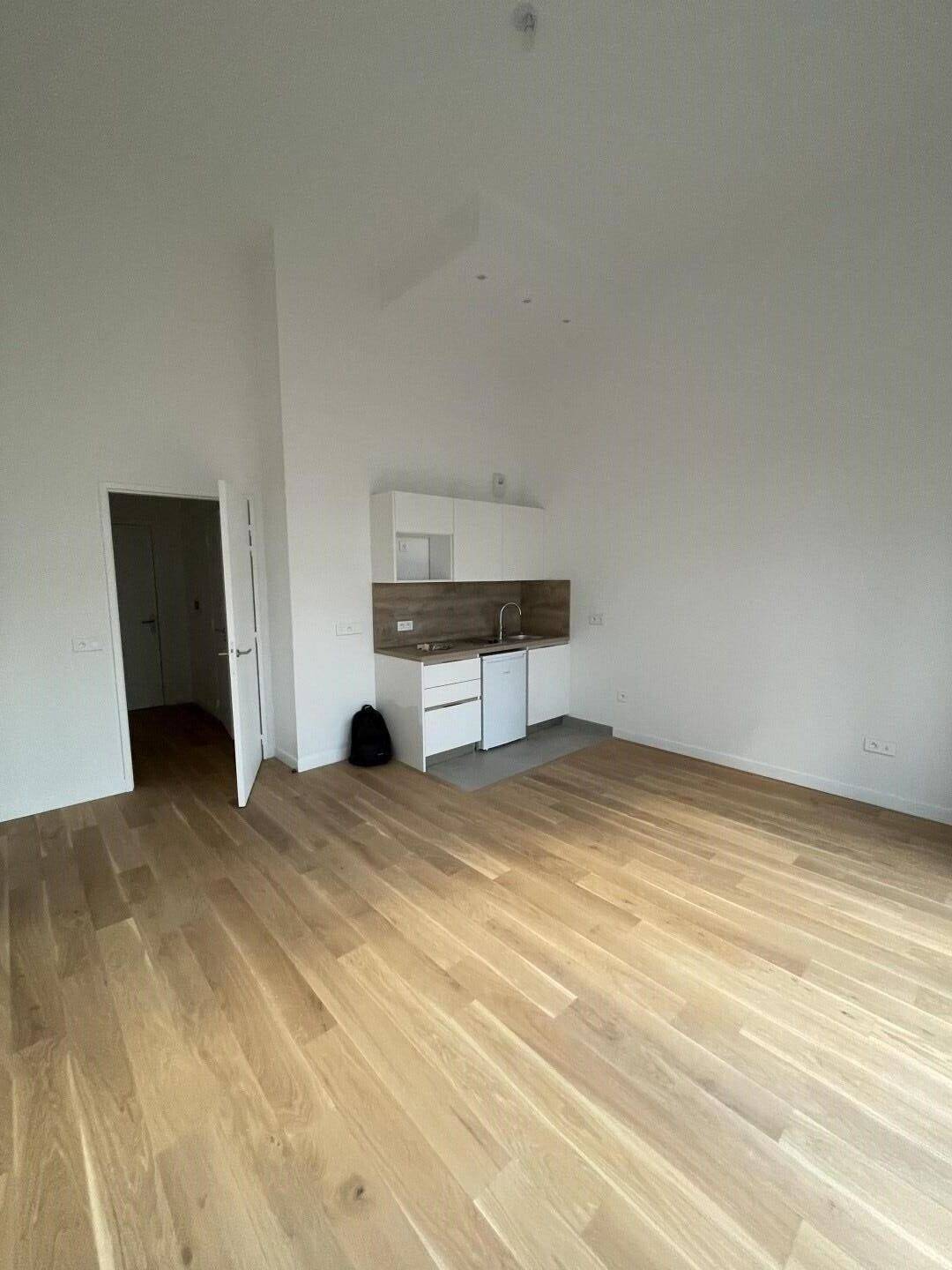 Maison à louer, 46m², SAINT MAUR DES FOSSES