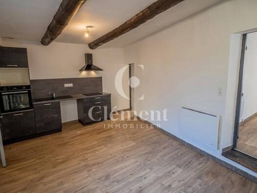 Maison à vendre 126 000 € 1 pièce 2 chambres 65 m² 95 m² de terrain Piolenc 84420