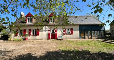 Maison de plain-pied à vendre 225 000 € 7 pièces 3 chambres 110 m² 4 015 m² de terrain Teloché 72220