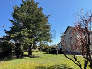 Maison en viager occupé Bouquet 135 000 € 6 pièces 4 chambres 199 m² 2 146 m² de terrain Beynost 01700