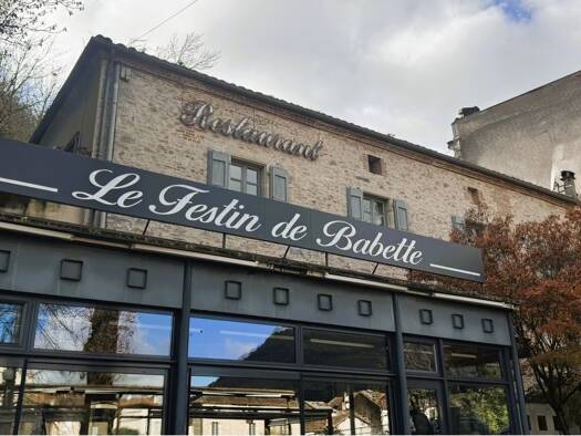 Local commercial à vendre 160 000 € 212 m² de surface de vente Saint-Antonin-Noble-Val 82140