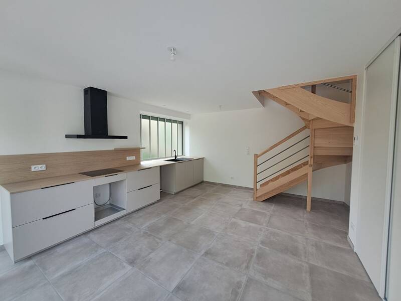 Maison à louer, 81m², SOUCIEU EN JARREST