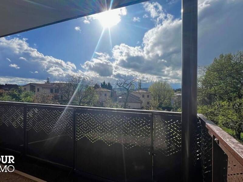 Maison à louer, 64m², LA TOUR DE SALVAGNY