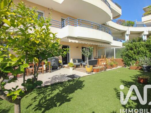 Appartement à vendre 395 000 € 2 pièces 1 chambre 69 m² RDC/3 Hôpital / Jules Grec Antibes 06600
