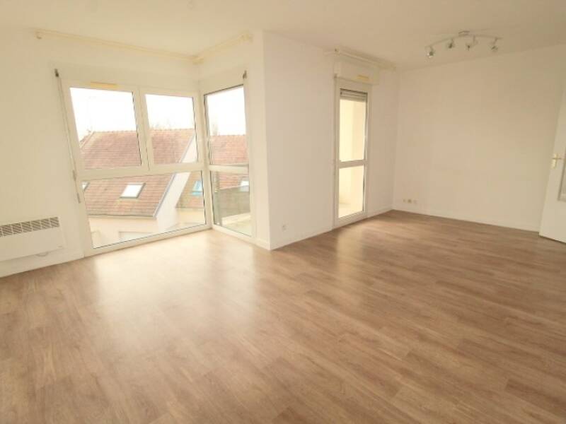 Maison à louer, 46m², PONT SAINTE MARIE