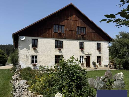 Maison à vendre 1 200 000 € 25 pièces 6 chambres 571,6 m² 5 249 m² de terrain Fournet-Blancheroche 25140