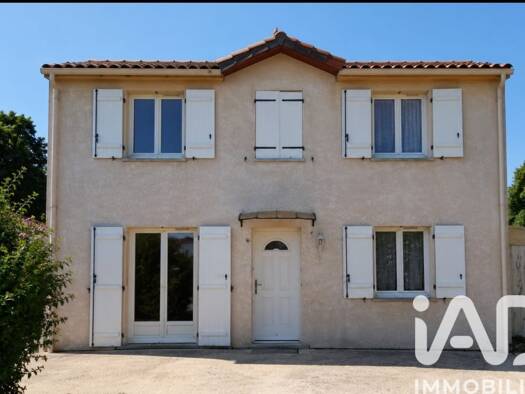 Maison à vendre 198 000 € 6 pièces 4 chambres 130 m² 1 100 m² de terrain Noyers-sur-Cher 41140