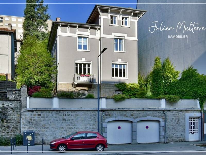 Maison à vendre, 211m², SAINT ETIENNE