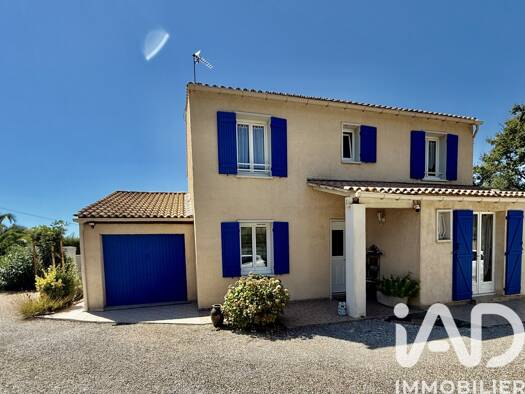 Maison à vendre 521 000 € 7 pièces 6 chambres 127 m² 806 m² de terrain Le Cannet-des-Maures 83340