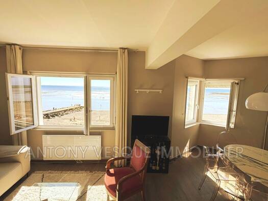 Appartement à vendre 420 000 € 3 pièces 2 chambres 70 m² 1er étage Coutainville Agon-Coutainville 50230