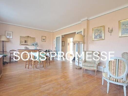 Appartement à vendre 225 000 € 5 pièces 3 chambres 94,24 m² Étage 3/6 Villefranche-sur-Saône 69400