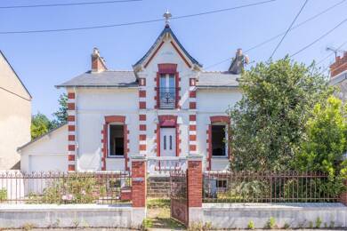 Maison à vendre 372 750 € 5 pièces 4 chambres 118 m² 549 m² de terrain Nord de la route de Bouguenais La Montagne 44620