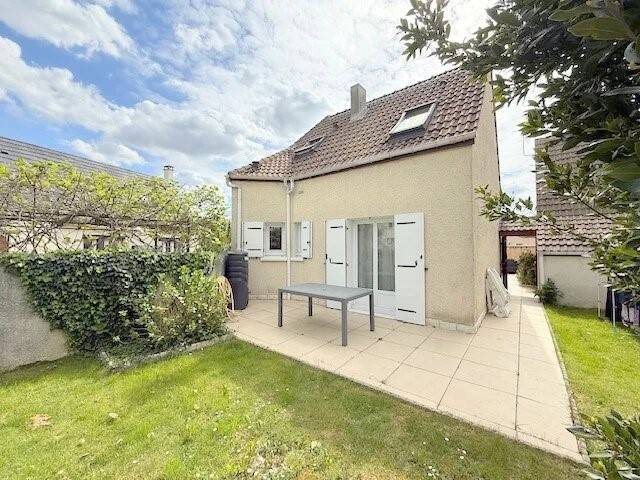 Maison à vendre, 110m², COMBS LA VILLE