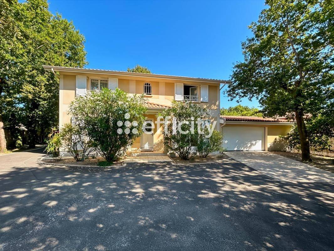 Maison à vendre, 280m², GUJAN MESTRAS