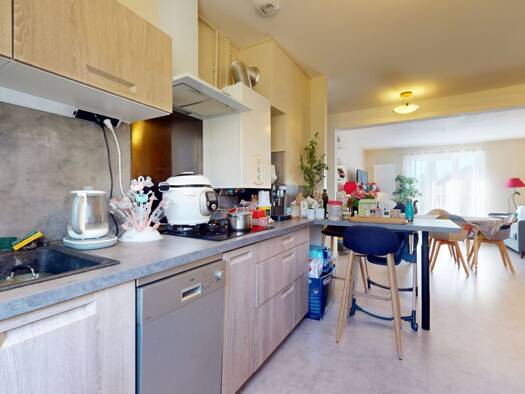 Appartement à vendre 123 000 € 3 pièces 2 chambres 63 m² Étage 2/2 Ouest-Sud Ouest Amboise 37400