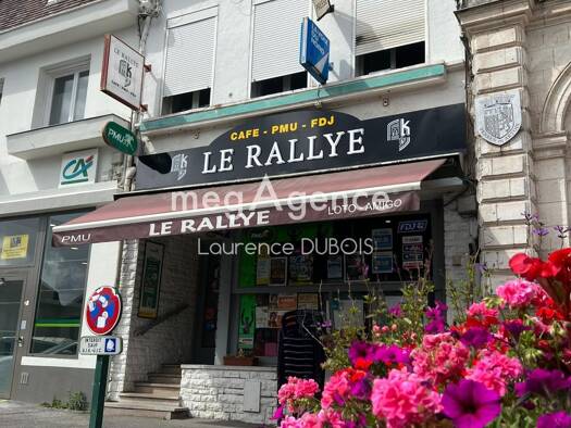 Bar / Café à vendre Fonds de commerce 145 000 € 220 m² d'espace de restauration Pernes 62550