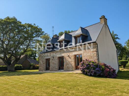 Maison à vendre 245 575 € 7 pièces 4 chambres 129 m² 2 700 m² de terrain Plumelec 56420
