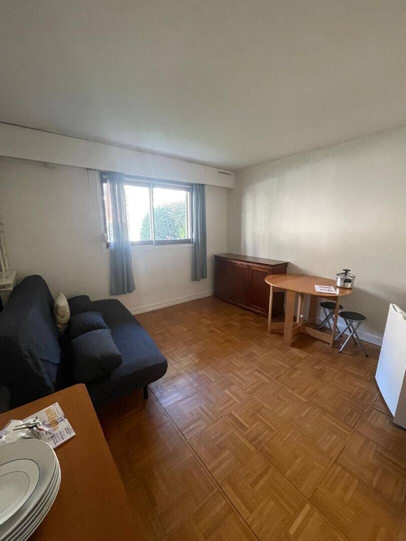 Maison à louer, 19m², VERSAILLES