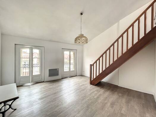 Duplex à louer 495 € 2 pièces 1 chambre 39 m² Étage 4/4 Centre Ville Perpignan 66000