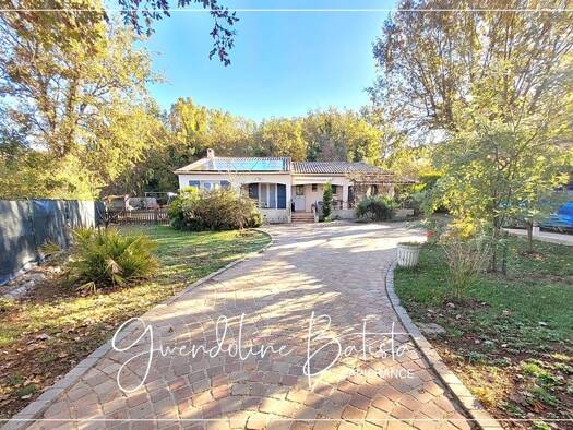 Maison de plain-pied à vendre 499 000 € 5 pièces 3 chambres 147 m² 1 200 m² de terrain Saint-Cézaire-sur-Siagne 06530