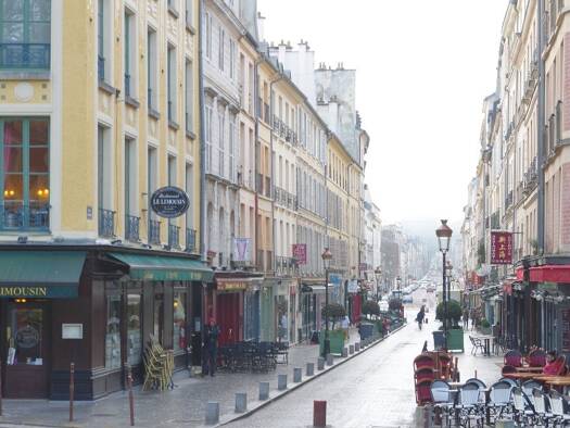 Local commercial avec bail commercial 1 819 € 43 m² de surface de vente Versailles 78000