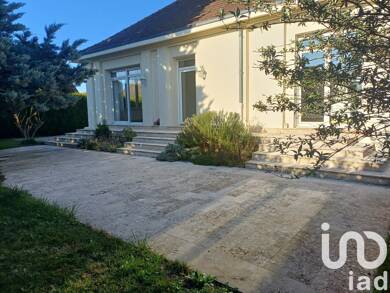 Maison à vendre 297 000 € 8 pièces 4 chambres 206 m² 1 273 m² de terrain Brienne-le-Château 10500