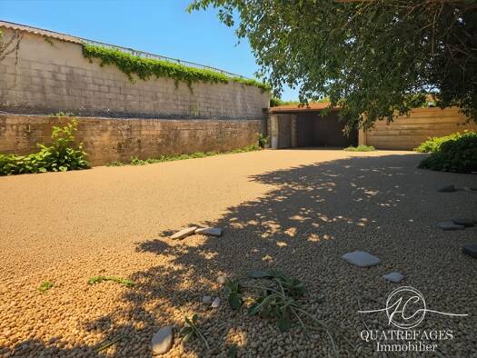 Terrain constructible à vendre 125 000 € 488 m² de terrain Le Sizen Beaucaire 30300