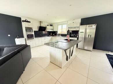 Maison de plain-pied à vendre 244 500 € 6 pièces 4 chambres 115 m² 500 m² de terrain Mezidon Vallee d Auge 14140