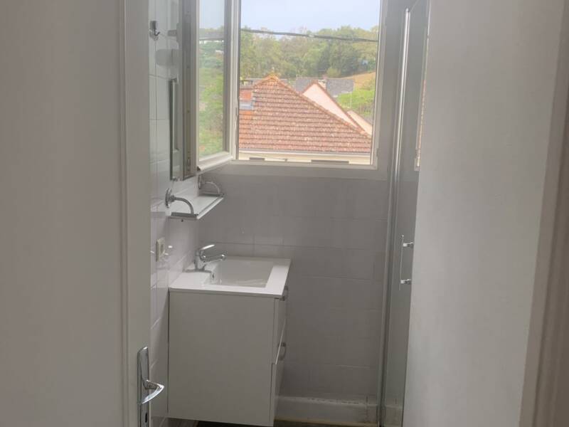 Maison à louer, 64m², OBJAT