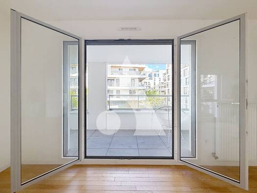 Appartement à vendre 449 000 € 3 pièces 2 chambres 64 m² Étage 1/4 Bord de Seine-Les Martinets Rueil-Malmaison 92500