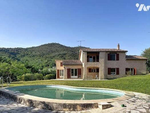Maison à vendre 975 000 € 4 pièces 3 chambres 155 m² 2 504 m² de terrain Auribeau-sur-Siagne 06810