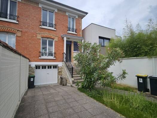 Maison à louer 1 690 € 3 pièces 2 chambres 67,4 m² Champignol Saint-Maur-des-Fossés 94100