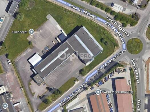 Local d'activités à vendre 2 700 000 € 1 990 m² d'espace de stockage Dijon 21000