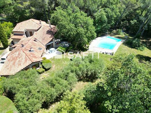 Maison à vendre 578 000 € 10 pièces 5 chambres 175 m² 5 234 m² de terrain Sabran 30200
