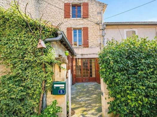 Maison à vendre 199 000 € 4 pièces 3 chambres 82 m² Centre Ville Saint-Rémy-de-Provence 13210