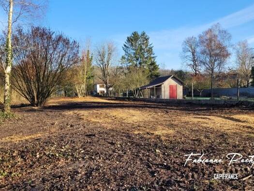Terrain constructible à vendre 180 000 € 2 092 m² de terrain Courcelles-Chaussy 57530