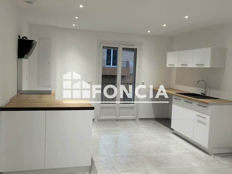 Maison à louer, 83m², SAINT CYR SUR MER